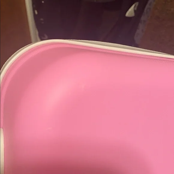 Pink Hello Kitty Hard Shell Case - Picture 12 of 12